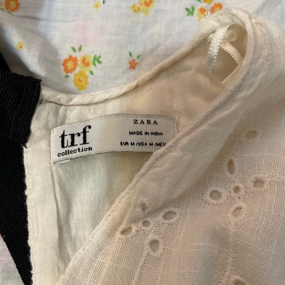 White eyelet dress with tie back - Picture 3 of 3